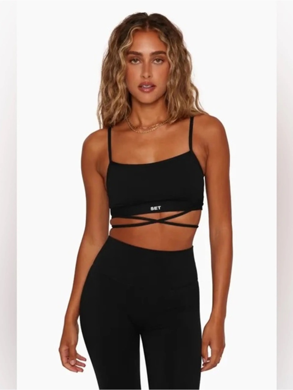Set Active Cross Tie Bra in Onyx Black.